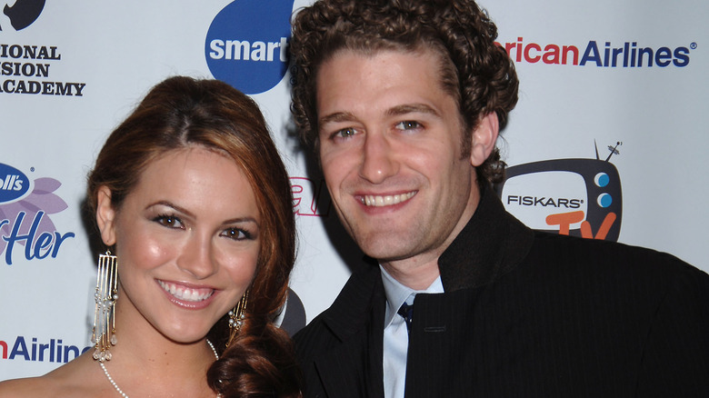 Chrishell Stause et Matthew Morrison souriant