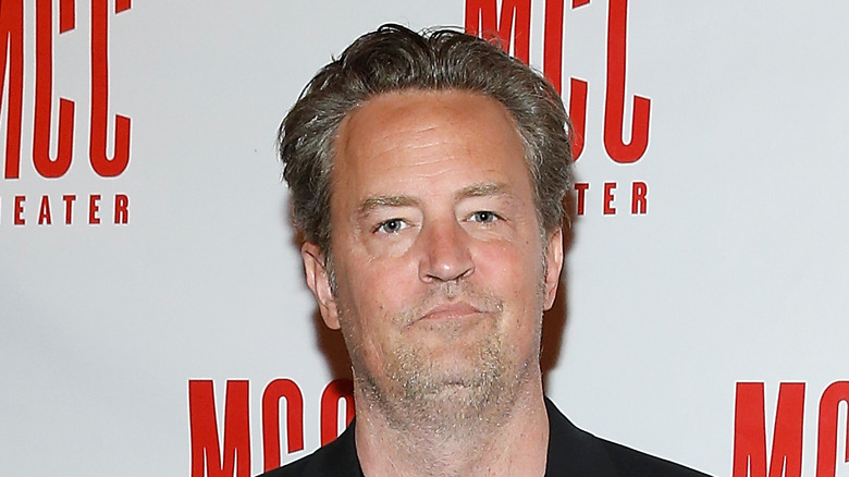 Matthew Perry sur le tapis rouge