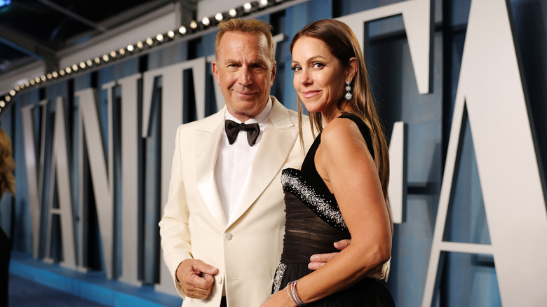 Kevin Costner et Christine Baumgartner