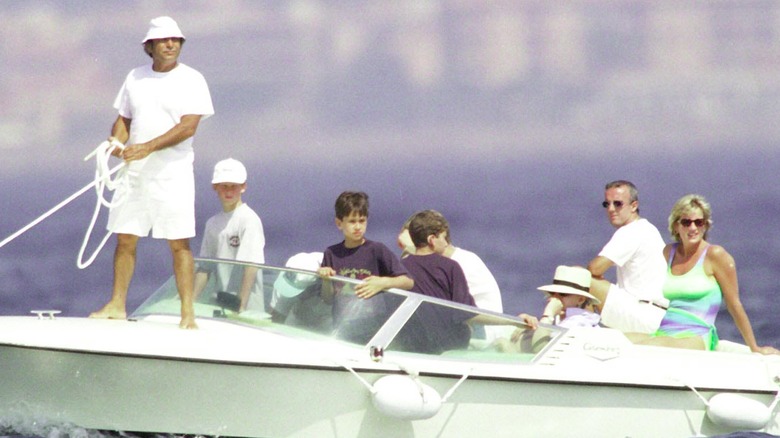 Bateau rapide de la princesse Diana Dodi Fayed