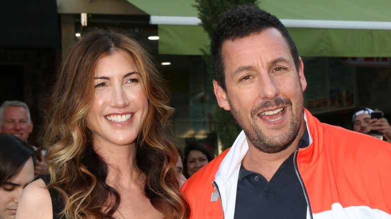 À l’intérieur des 20 ans de mariage d’Adam Sandler avec sa femme Jackie