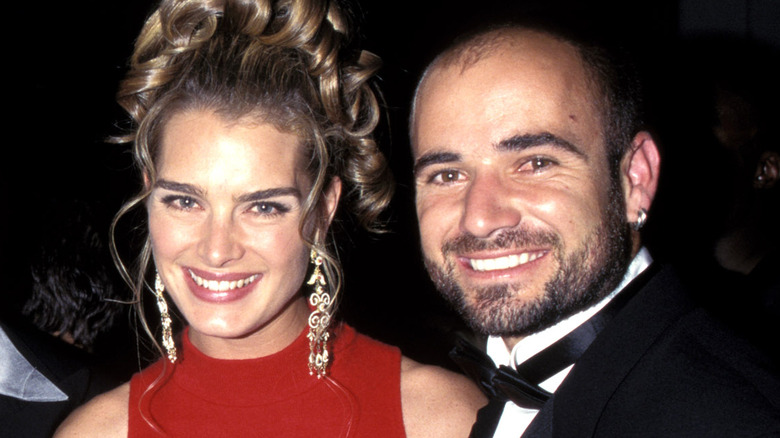 Avec qui l’ex-mari de Brooke Shields, Andre Agassi, est-il marié maintenant ?