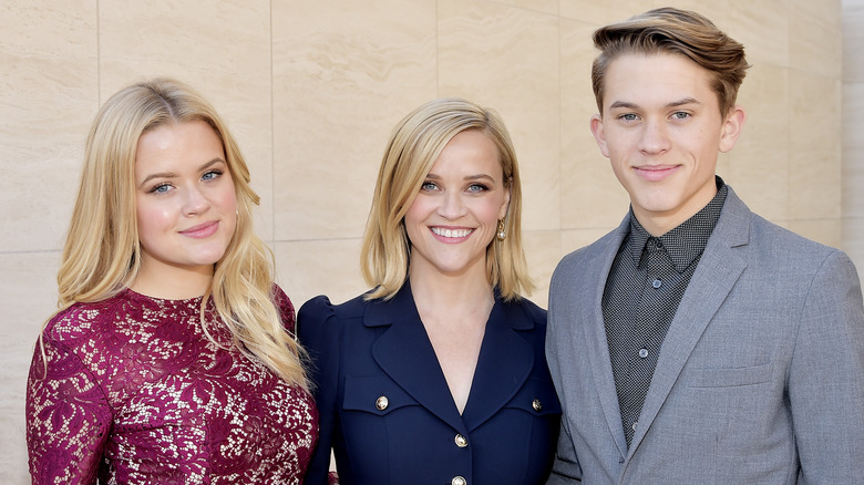 Les enfants de Reese Witherspoon, Ava et le diacre Phillippe, vivent une vie extrêmement somptueuse