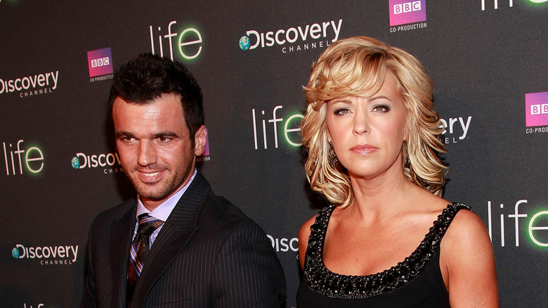 Tony Dovolani et Kate Gosselin posant