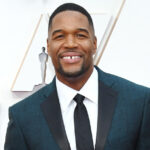 Michael Strahan nous laisse deviner sur une longue absence de GMA