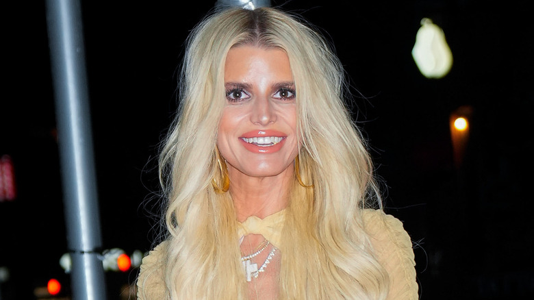 Voici à quoi ressemble Jessica Simpson sans maquillage