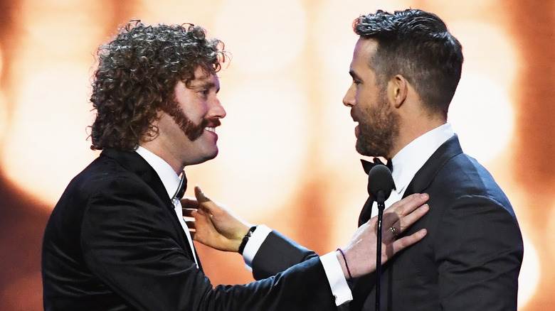 TJ Miller et Ryan Reynolds ensemble