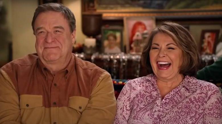 John Goodman et Roseanne Barr dans le redémarrage de Roseanne