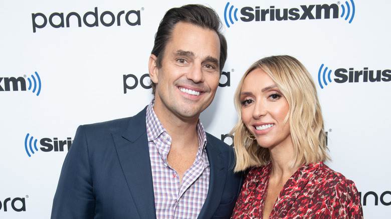 Bill et Giuliana Rancic posant lors d'un événement