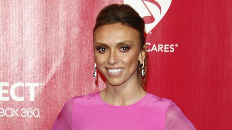 Giuliana Rancic posant lors d'un événement