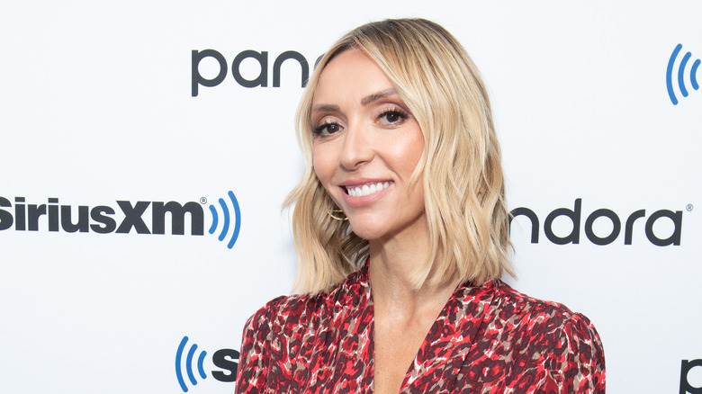 Giuliana Rancic posant lors d'un événement