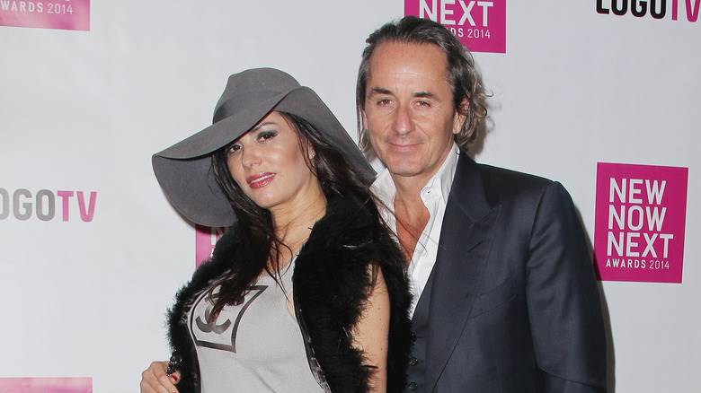 Chapeau gris Adriana de Moura Frederic Marq