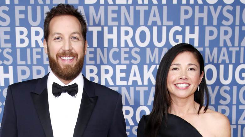 Chris Sacca et Crystal Sacca en tenue cravate noire