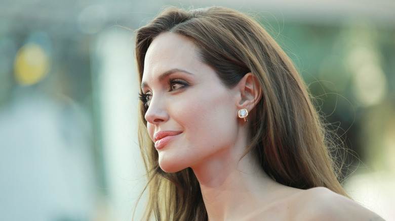 Angelina Jolie sur le tapis rouge