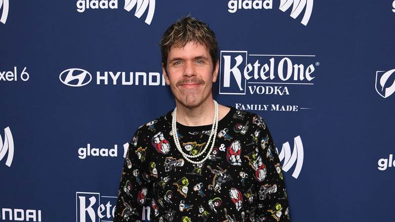 Collier de perles Perez Hilton