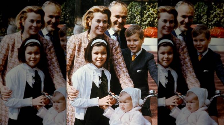 Le prince Rainier et la princesse Grace avec la princesse Stéphanie, la princesse Caroline et le prince Albert 
