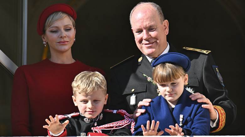 Princesse Charlène de Monaco, Prince Jacques de Monaco, Princesse Gabriella de Monaco et Prince Albert II de Monaco 
