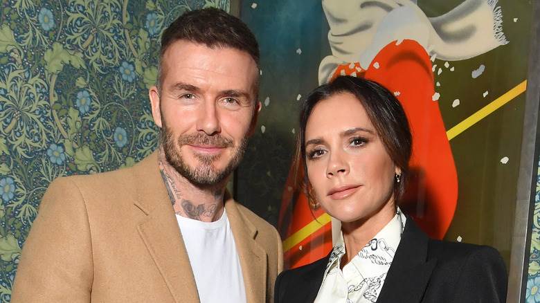 Victoria et David Beckham souriants