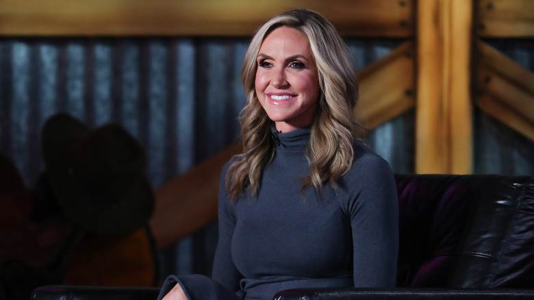 Lara Trump souriante