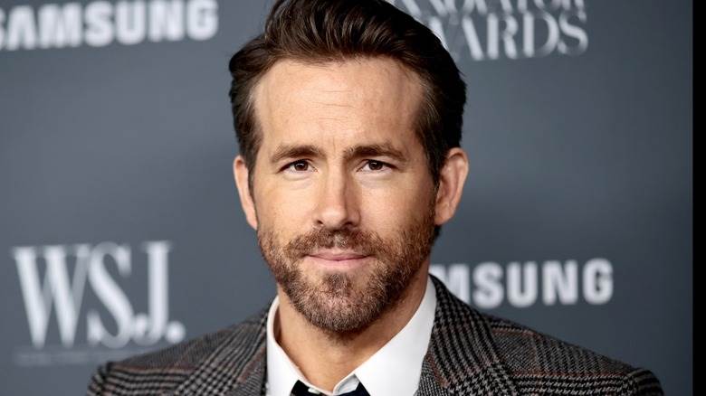 Ryan Reynolds souriant