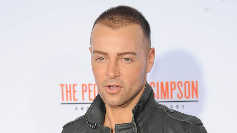 Joey Lawrence tête rasée