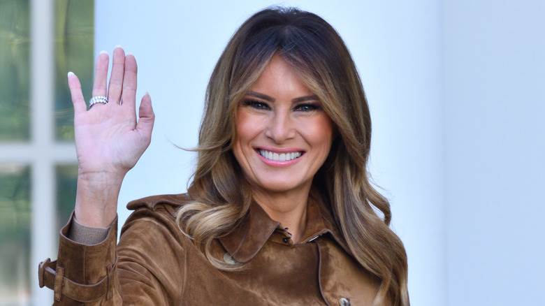 La tenue de Melania Trump aux funérailles de Rosalynn Carter fait tourner les têtes pour toutes les mauvaises raisons