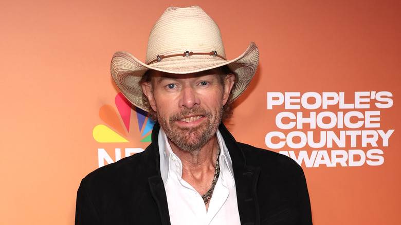 Le diagnostic de cancer de Toby Keith entièrement expliqué