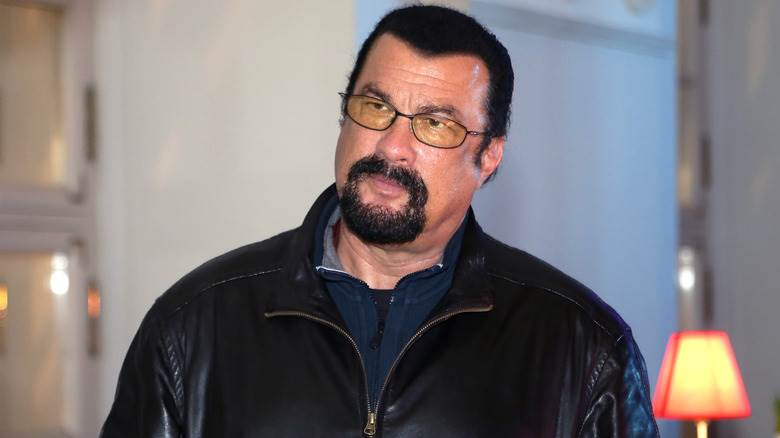 Les raisons pour lesquelles vous n’entendez plus beaucoup parler de Steven Seagal