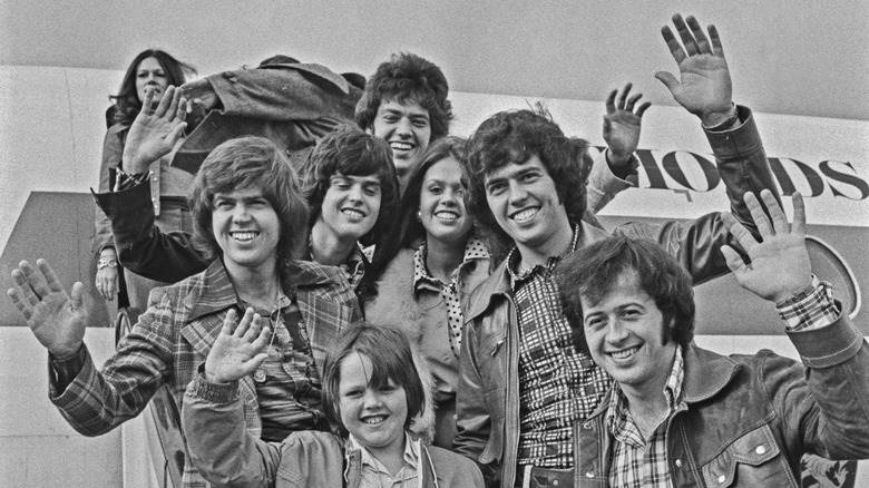 La famille Osmond fait signe