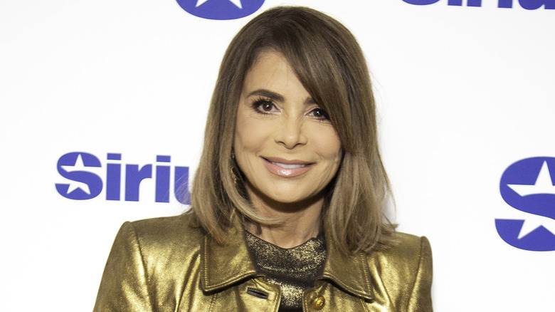 Paula Abdul souriant