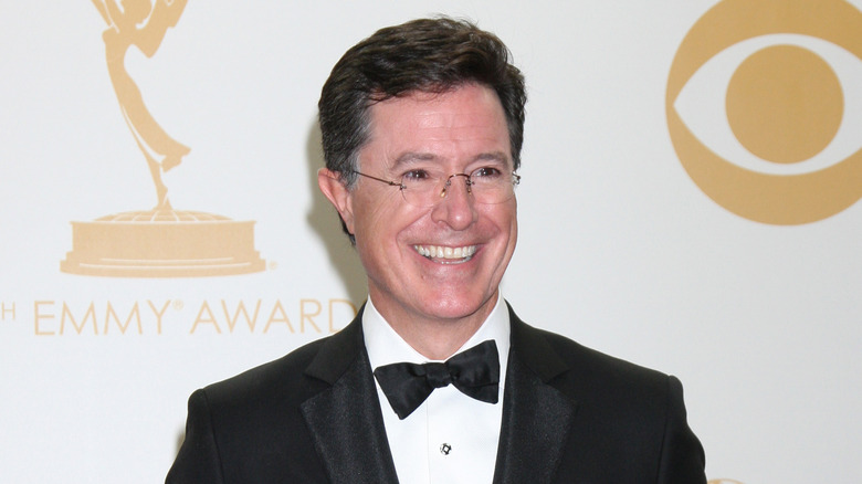 Stephen Colbert souriant