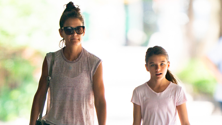 Katie Holmes et Suri Cruise se promènent à New York