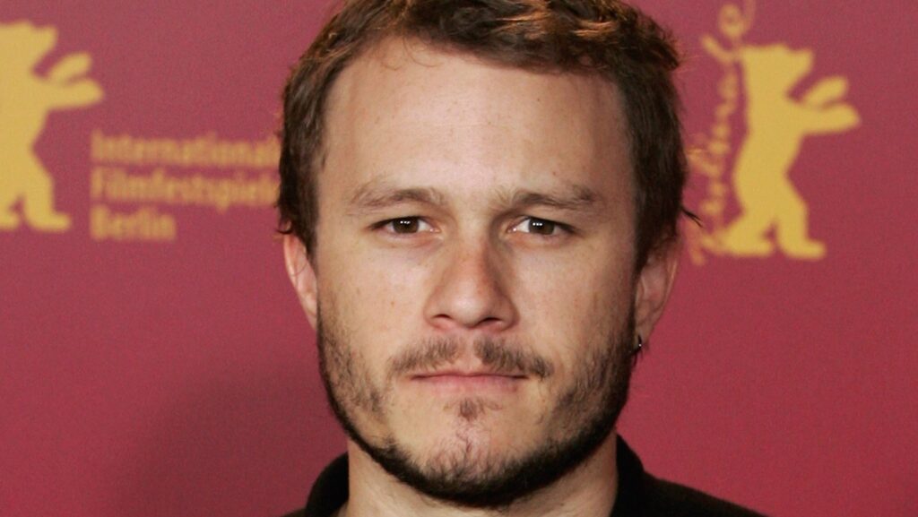 La raison pour laquelle le nom de Heath Ledger est apparu aux Golden Globes 2024 est si tragique