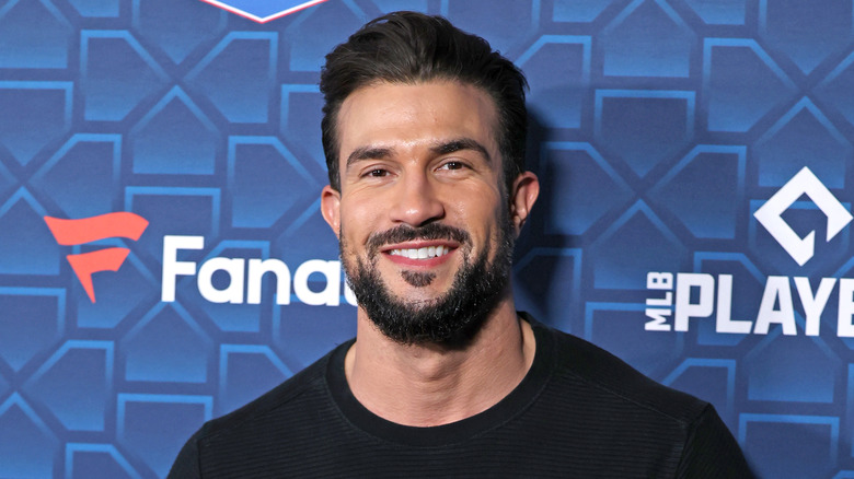 Bryan Abasolo souriant