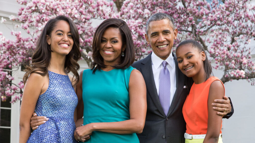 À quoi ressemble la vie de Malia et Sasha Obama en grandissant avec des parents célèbres