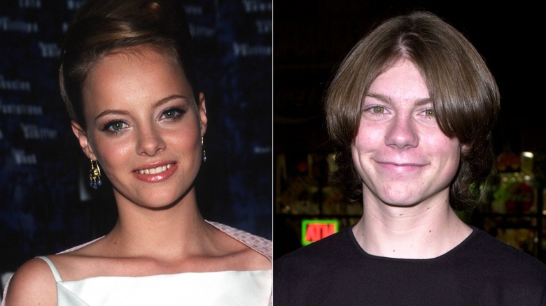 Bijou Phillips souriant et Patrick Fugit souriant