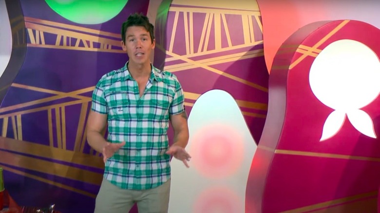 David Bromstad s'exprimant sur Color Splash