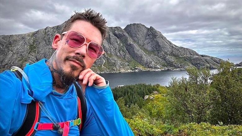 David Bromstad posant en Norvège