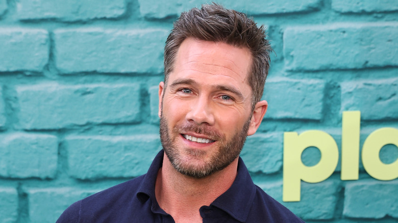 Luke Macfarlane Tapis rouge platonicien 