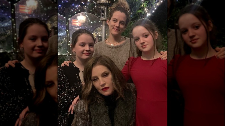 Lisa Marie Presley avec ses trois filles