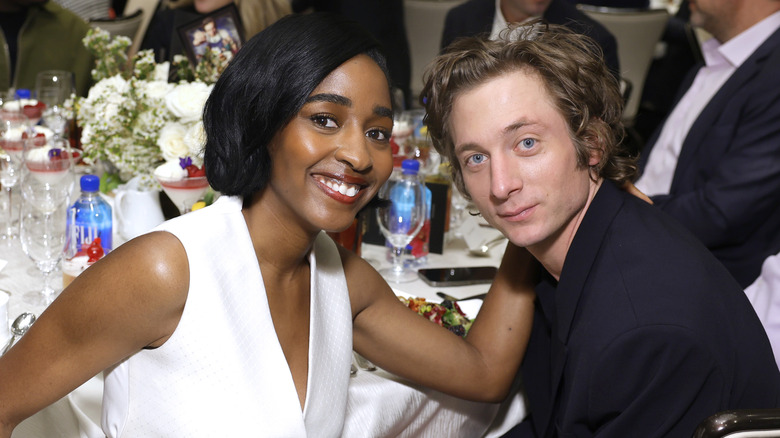 Ayo Edebiri et Jeremy Allen White