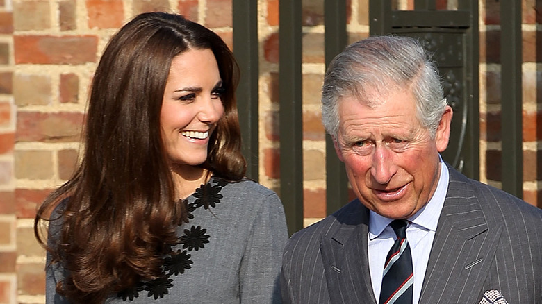 Kate Middleton rit avec le roi Charles