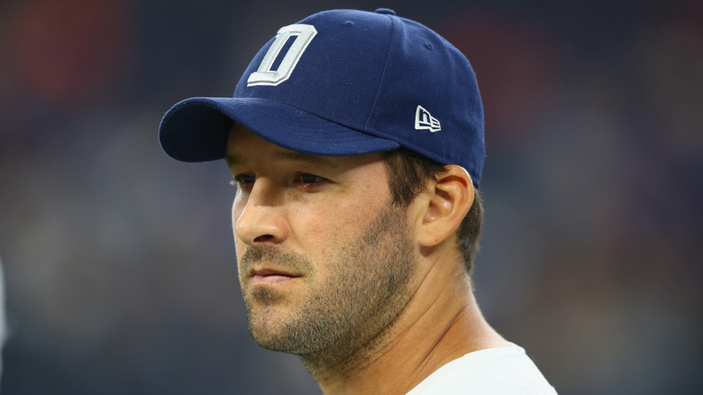 Tony Romo en casquette