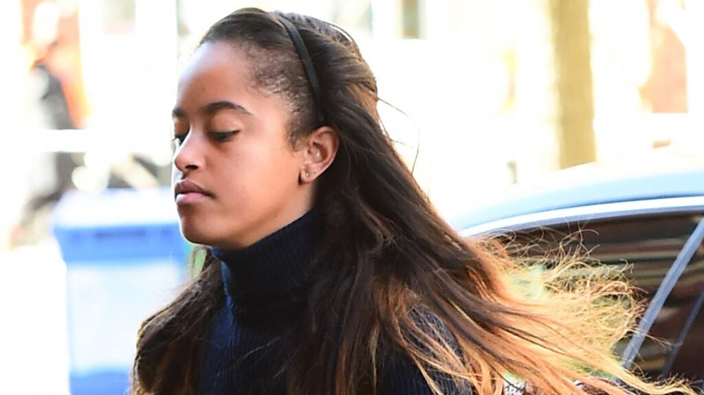 Pourquoi les fans pensent que Malia Obama et son petit ami Dawit Eklund se sont séparés