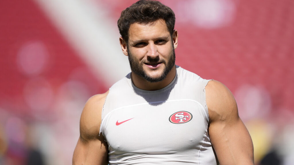 Dans la relation du joueur de la NFL Nick Bosa avec sa petite amie Lauren Maenner