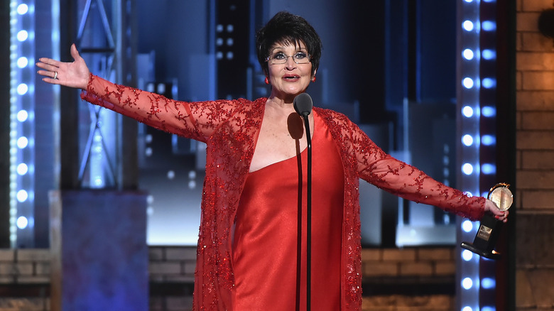 Robe rouge Chita Rivera 