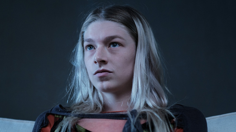 Hunter Schafer dans une scène d'Euphoria