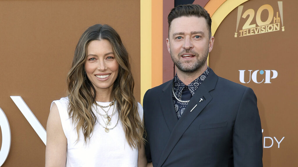 Justin Timberlake et Jessica Biel présentent un front uni au milieu des rumeurs de divorce et de la querelle de Britney Spears