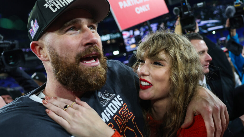 Taylor Swift snobe Travis Kelce dans des discours passionnés aux Grammys 2024