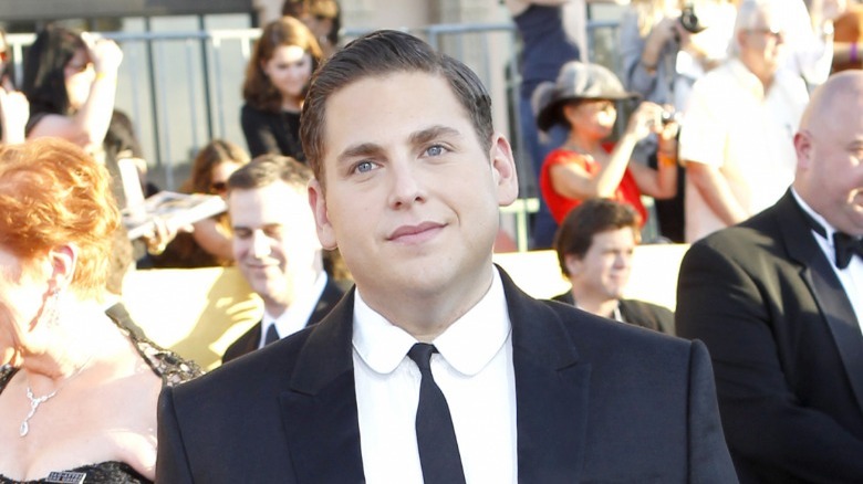 Jonah Hill portant une cravate 